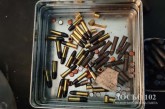 У жителя області слідчі Тернополя виявили та вилучили арсенал заборонених предметів