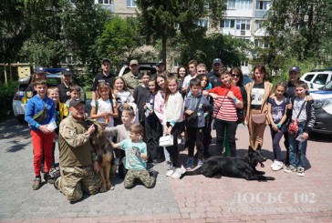 Пізнавальну зустріч для дітей влаштували поліцейські Тернопільщини