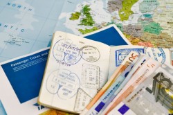 Passport_money_visa_map_travel_-RYANAIR-COMPENSATION-RULING-580x386