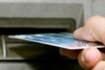 Пенсіонерка з Тернополя відповідатиме перед законом за розрахунок у крамницях чужою банківською карткою
