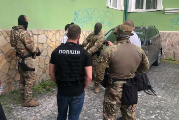 На Тернопільщині поліцейські знешкодили злочинну групу наркоторговців та вилучили психотропів на майже 10 млн гривень