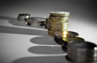 Понад 687 мільйонів гривень доходів: що декларують жителі Тернопільщини?