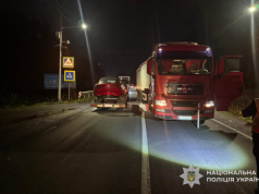 Смертельна автопригода у Тернополі: причини нещастя встановлюють слідчі поліції