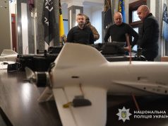 Тернопільська громада передала дрони спецпризначенцям на передову