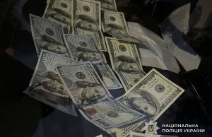 Слідчі поліції Тернопільщини скерували до суду провадження щодо керівника фахового коледжу та його спільників