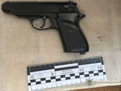 Поліцейські вилучили пістолет у мешканця Бучацької громади