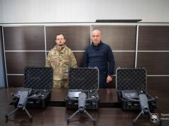 Міський голова Тернополя передав для потреб захисників три квадрокоптери DJI Mavic 3E