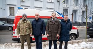 Міський голова Тернополя Сергій Надал передав спецтранспорт для потреб 67-ї ОМБр