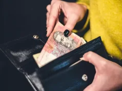 Що робити зі старими гривнями: час є лише до 2 березня