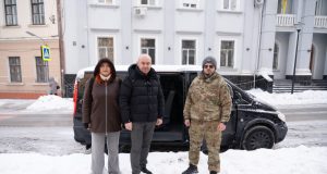 Міський голова Тернополя Сергій Надал передав мікроавтобус для потреб 67-ї ОМБр