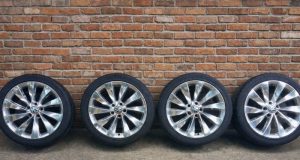 Купівля автомобільних коліс у соцмережі обернулася для тернополянки втратою понад 31 тисячі гривень