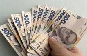 Обіцяв студентам допомогти скласти іспити: тернопільські поліцейські викрили 23-річного жителя Закарпаття у шахрайстві