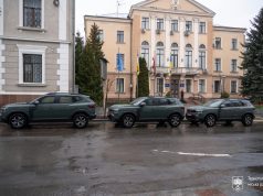 Сергій Надал передав для потреб військовослужбовців три позашляховики