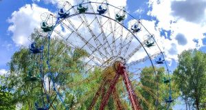 У тернопільському парку Національного відродження стартував сезон атракціонів