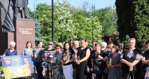 Молитва, пам’ять і вдячність: у Тернополі вшанували загиблих Героїв