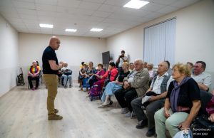 Сергій Надал вручив продуктові набори соціально вразливим мешканцям Тернопільської громади