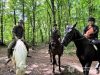 Допомога на шляху до одужання: у Тернополі поранені поліцейські та військові взяли участь у заняттях з кінної терапії