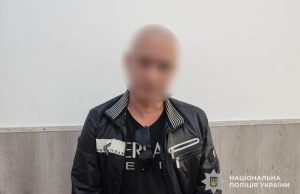 Двоє чубилися – третій скористався. Оперативники встановили особу зловмисника, який привласнив чужий смартфон