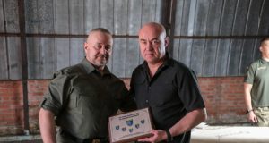 На передовій Сергій Надал передав військовим 105-ї бригади сучасну техніку та автомобіль