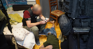 Спецоперація “Рубікон”: на Тернопільщині поліцейські затримали чотирьох підозрюваних у збуті наркотиків