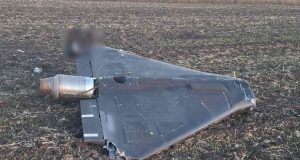 Спеціалісти-вибухотехніки поліції застерігають: уламки ракет і безпілотників можуть бути смертельно небезпечними